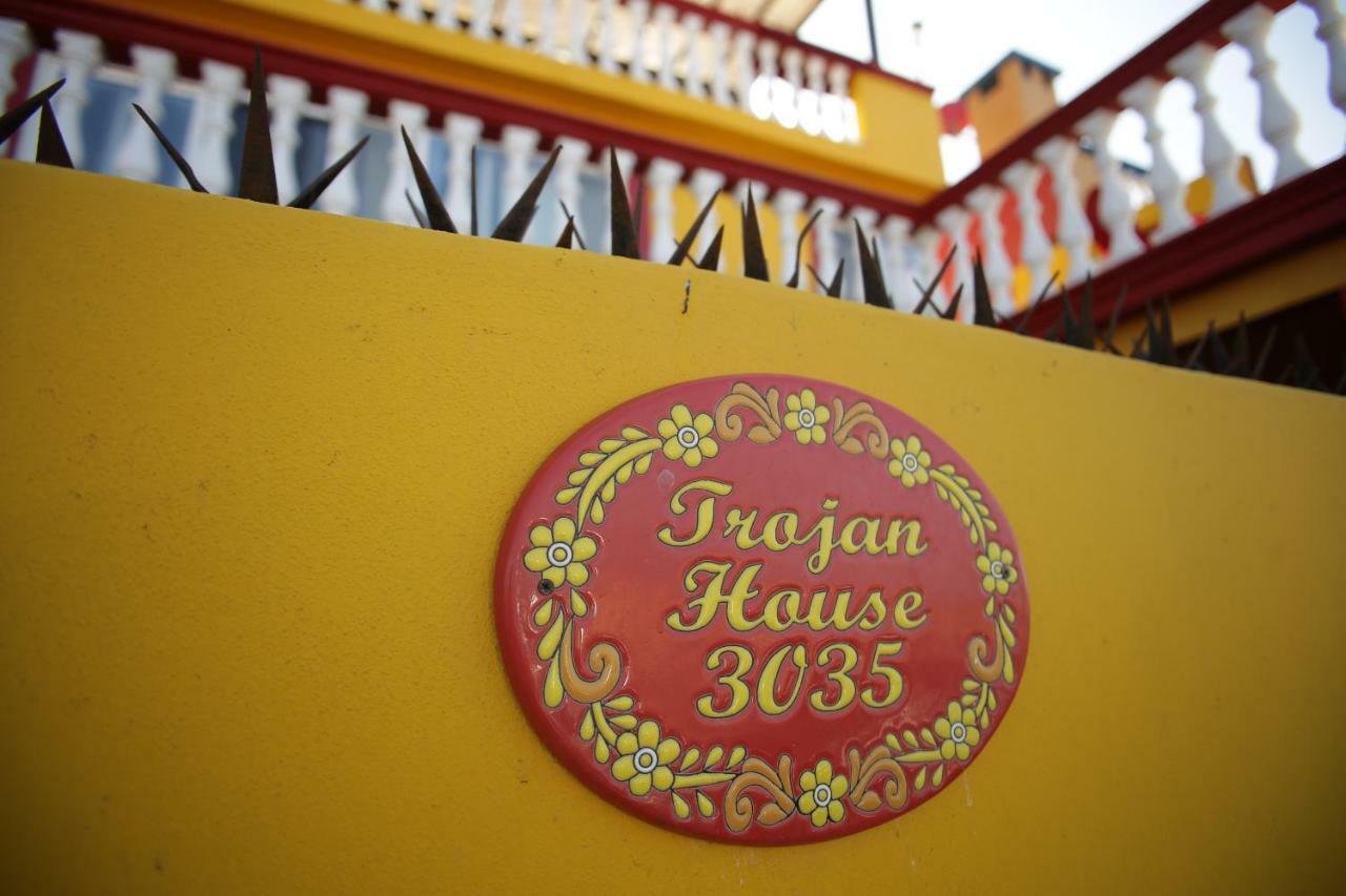 Trojan House Leilighet Ensenada Eksteriør bilde